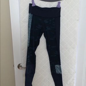 Lululemon wonder from down under leggings